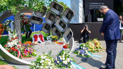 Ministerpräsident Dr. Markus Söder, MdL, gedenkt den Opfern des Attentats am Olympia-Einkaufszentrum in München vom 22. Juli 2016.