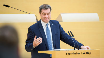 MinisterprÃ¤sident Dr. Markus SÃ¶der, MdL: âJetzt zeigt sich, ob wir eine solidarische Gesellschaft sind. Daher die dringende Bitte: Ãbernehmen Sie Verantwortung fÃ¼r sich selbst, Ihre Familie und uns alle! Das ist nicht nur ein Stresstest fÃ¼r den Staat, das ist auch ein Charaktertest fÃ¼r die Gesellschaft!â