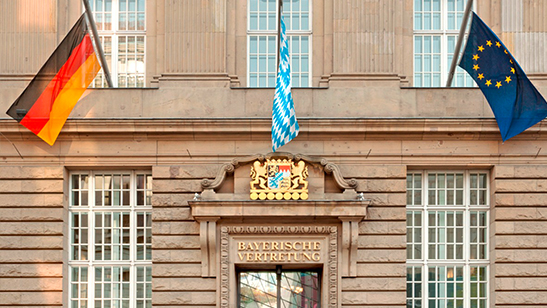 Außenansicht der Bayerischen Vertretung in Berlin. © BitterBredt