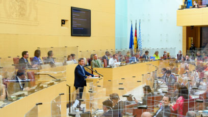 Im Plenarsaal des Bayerischen Landtags hält Ministerpräsident Dr. Markus Söder, MdL, seine Regierungserklärung zum Klimaschutz in Bayern.