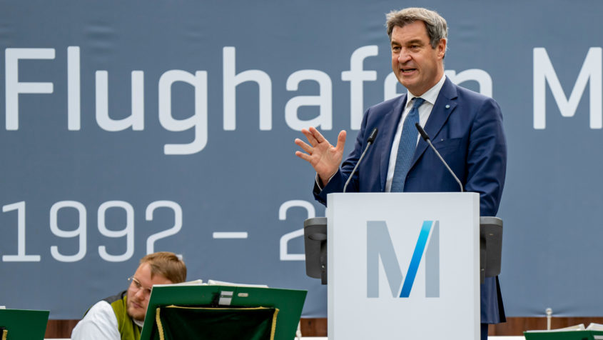 Bei der Festveranstaltung „30 Jahre Flughafen München“ hält Ministerpräsident Dr. Markus Söder, MdL, eine Rede.