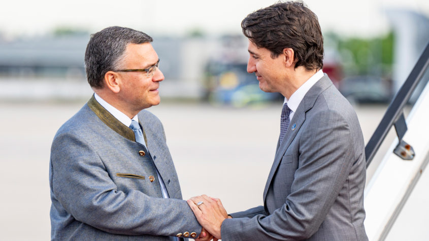 Staatsminister Dr. Herrmann, Kanadas Premierminister Trudeau.