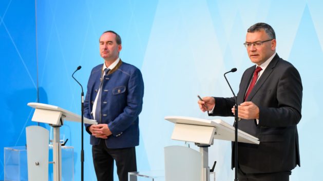 Wirtschaftsminister Aiwanger und Staatskanzleiminister Dr. Herrmann.