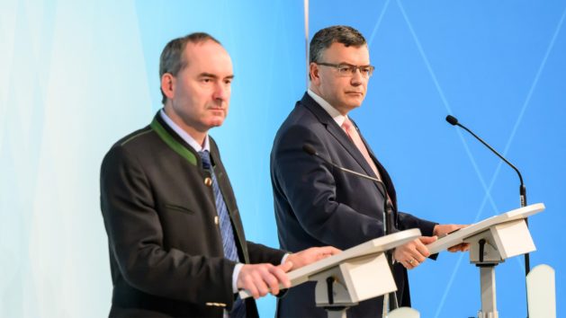 Pressekonferenz mit Wirtschaftsminister Hubert Aiwanger, MdL, und Staatskanzleiminister Dr. Florian Herrmann, MdL.