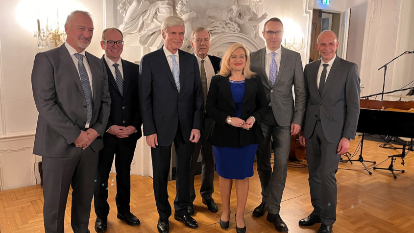 Staatsministerin Melanie Huml, MdL, beim am Neujahrsempfang der BAUR Versand (GmbH & Co KG).
