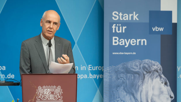 Humberto Delgado Rosa, Direktor des Referats für Biodiversität der Generaldirektion Umwelt der Europäischen Kommission führte mit einer Keynote in die Veranstaltung ein. © Zacarias Garcia