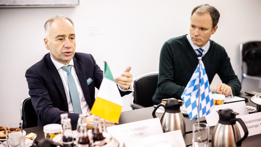 Dr. Nicholas O'Brien ist seit September 2019 außerordentlicher und bevollmächtiger Botschafter von Irland in Deutschland.