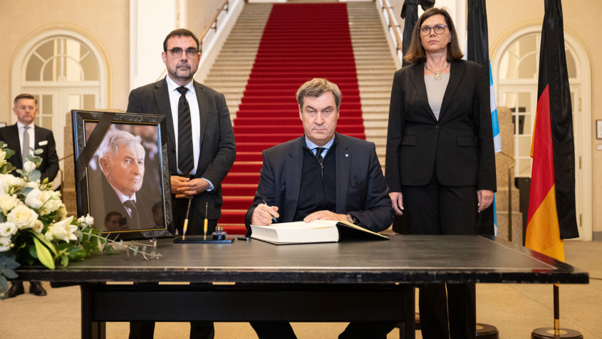 CSU-Fraktionsvorsitzender Klaus Holetschek, Ministerpräsident Dr. Markus Söder und Landtagspräsidentin Ilse Aigner (v.l.n.r.).