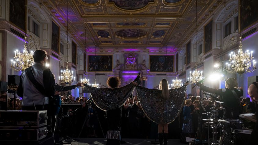 Viele Gäste des Neujahrsempfang waren unter anderem im Max-Joseph-Saal ...