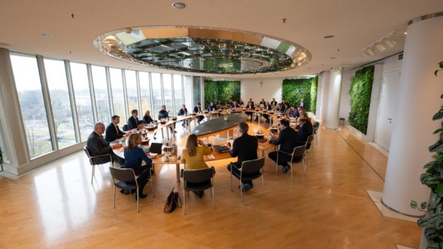 Das Kabinett befasst sich in seiner Sitzung am 11. Februar 2025 insbesondere mit wissenschafts- und forschungspolitischen Themen.
