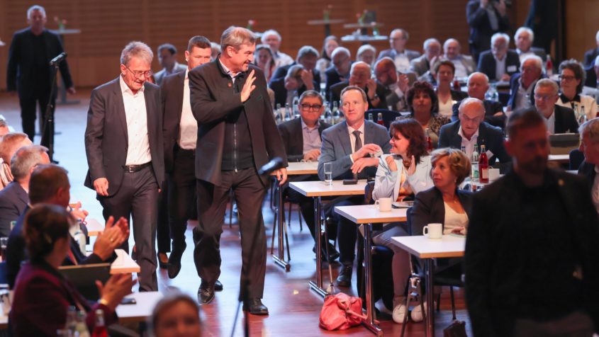 Ministerpräsident Dr. Markus Söder zu Gast bei der Landkreisversammlung 2025 des Bayerischen Landkreistages im Kur- und Kongress-Center Bad Windsheim.