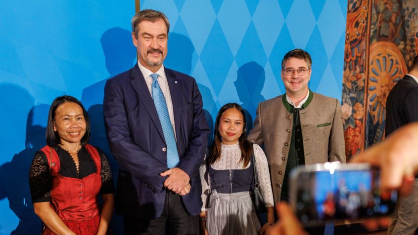 "In Bayern finden viele Menschen eine neue Heimat. Bayern ist ein Magnet und bietet viele Chancen." - Ministerpräsident Dr. Markus Söder.