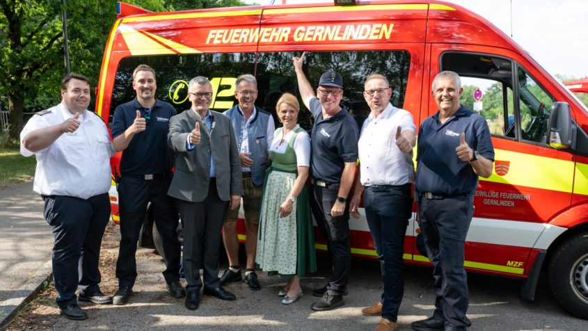 Staatsminister Dr. Florian Herrmann zu Gast beim 100-jährigen Gründungsjubiläum der Freiwilligen Feuerwehr Gernlinden.