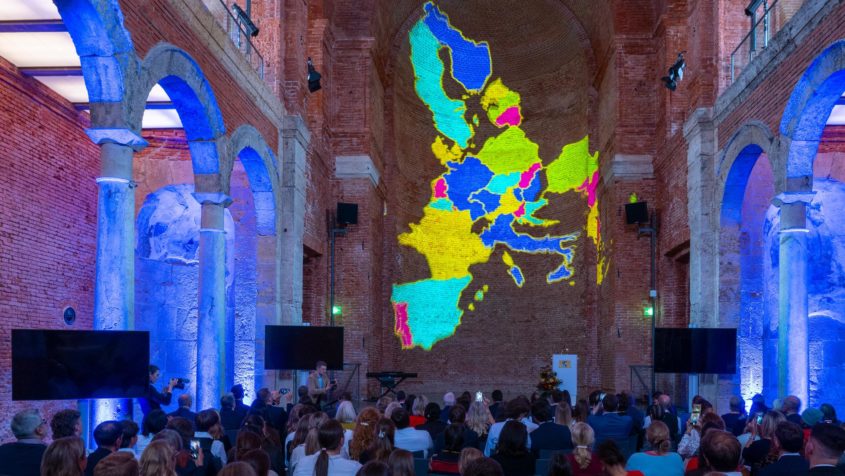 Die Verleihung der Europa-Urkunde findet in der Allerheiligen-Hofkirche der Residenz München statt.