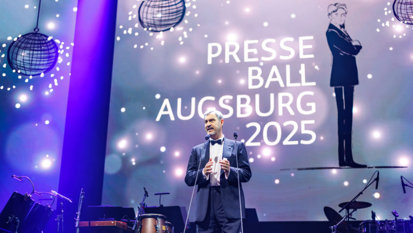 Ministerpräsident Dr. Markus Söder hält beim 51. Augsburger Presseball eine Rede.