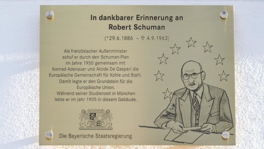 Die Plakette in Erinnerung an Robert Schumann.