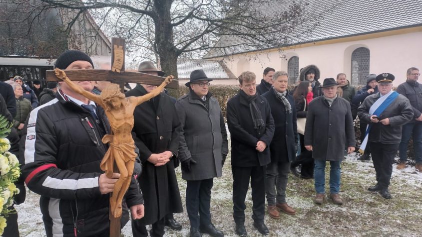 Staatsminister Dr. Florian Herrmann nimmt am Kriegerjahrtag 2026 in Ingolstadt-Pettenhofen teil. Bild: KSV Pettenhofen