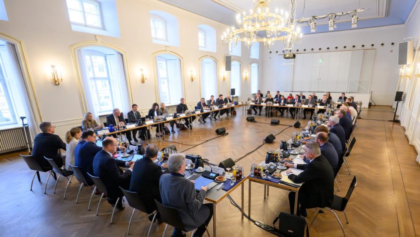 Das Bayerische Kabinett befasst sich in der Sitzung am 12. Januar 2026 insbesondere mit Themen des Regierungsbezirks Oberfranken.