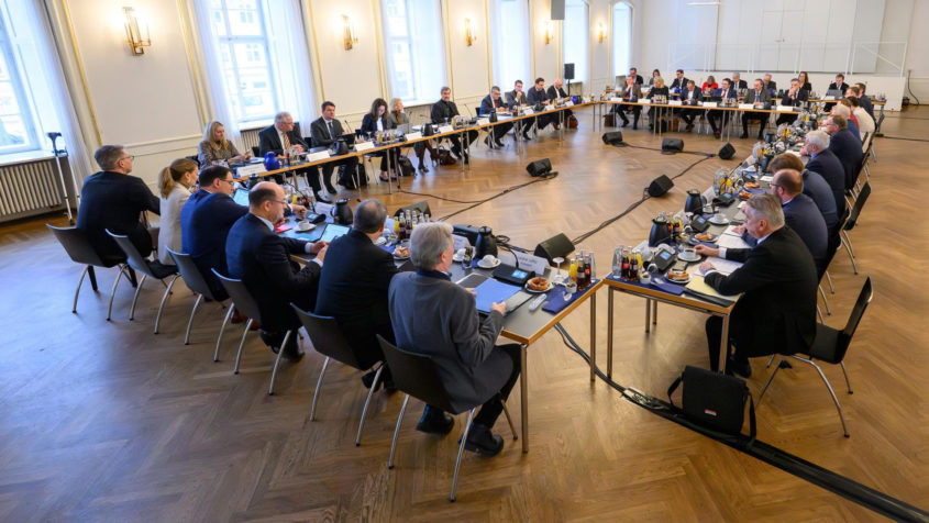 Das Bayerische Kabinett befasst sich in der Sitzung am 12. Januar ...