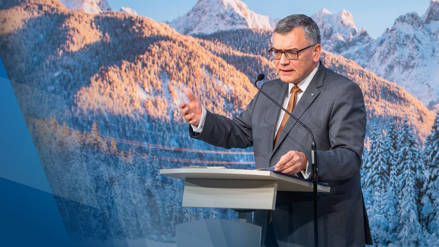 In der Pressekonferenz informiert Staatskanzleiminister Dr. Florian Herrmann &uuml;ber die wesentlichen Ergebnisse der Kabinettssitzung.