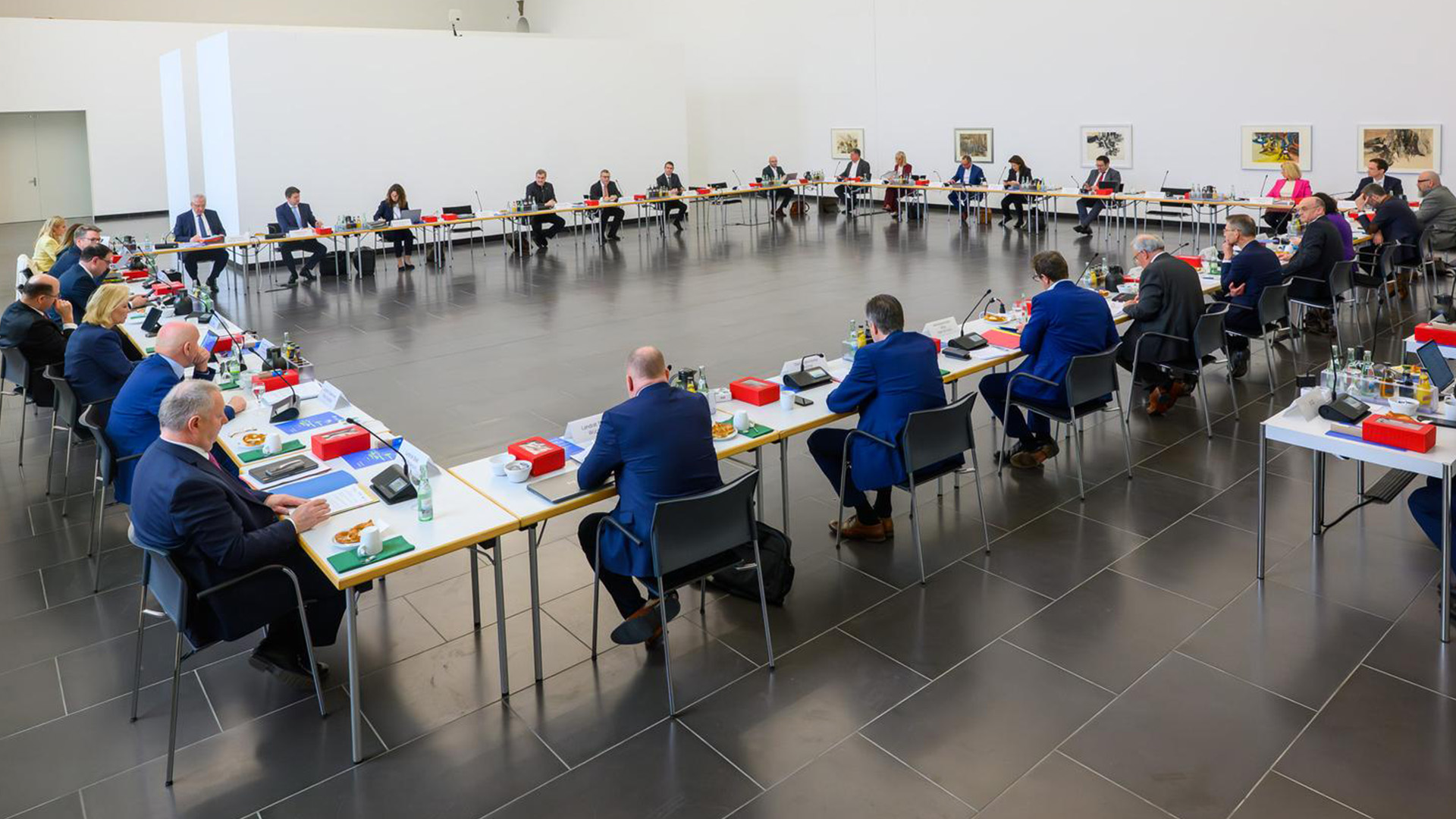 Kabinettssitzung in Schweinfurt.