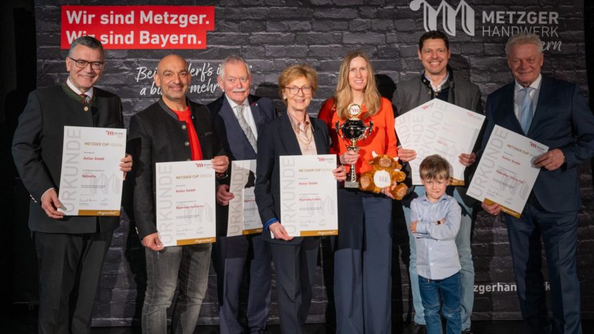 Staatsminister Dr. Florian Herrmann, zu Gast beim Metzger Cup in der Stadthalle Neusäß.