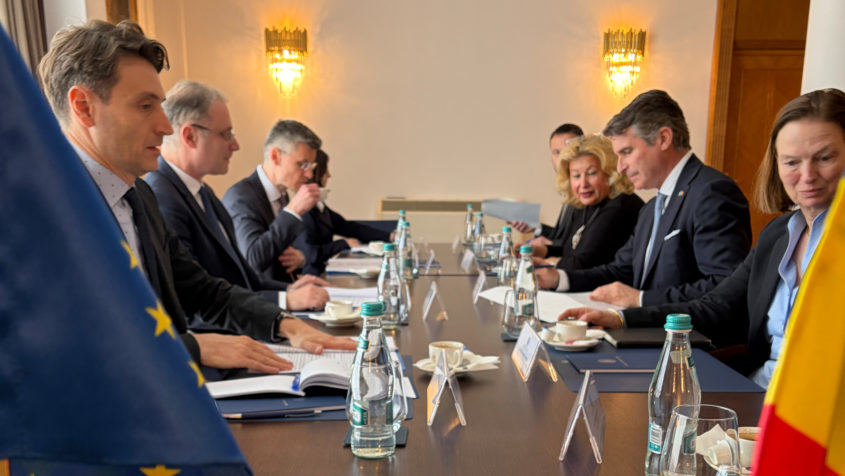 Europaminister Eric Beißwenger bei der 11. Sitzung der Gemeinsamen ...