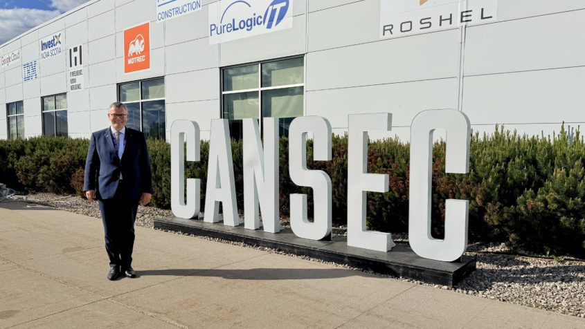 In Ottawa, der Hauptstadt von Kanada, besucht Staatskanzleiminister Dr. Florian Herrmann die internationale Fachmesse &bdquo;CANSEC 2026&ldquo;, Kanadas f&uuml;hrender Messe f&uuml;r Verteidigung, Sicherheit und Cybersicherheit.
