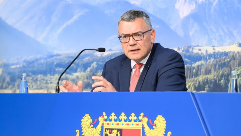 Über die wesentlichen Ergebnisse der Kabinettssitzung informiert ...