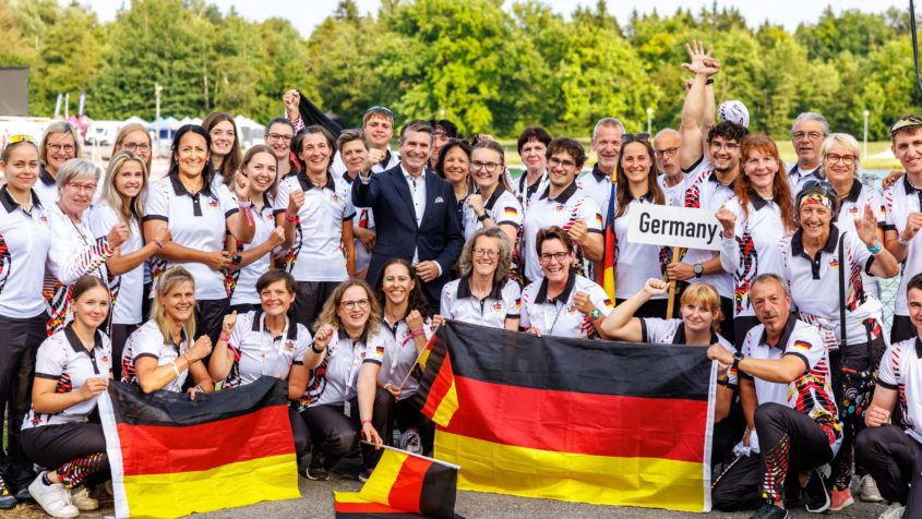 Gruppenbild mit Europaminister Eric Beißwenger und dem deutschen ...